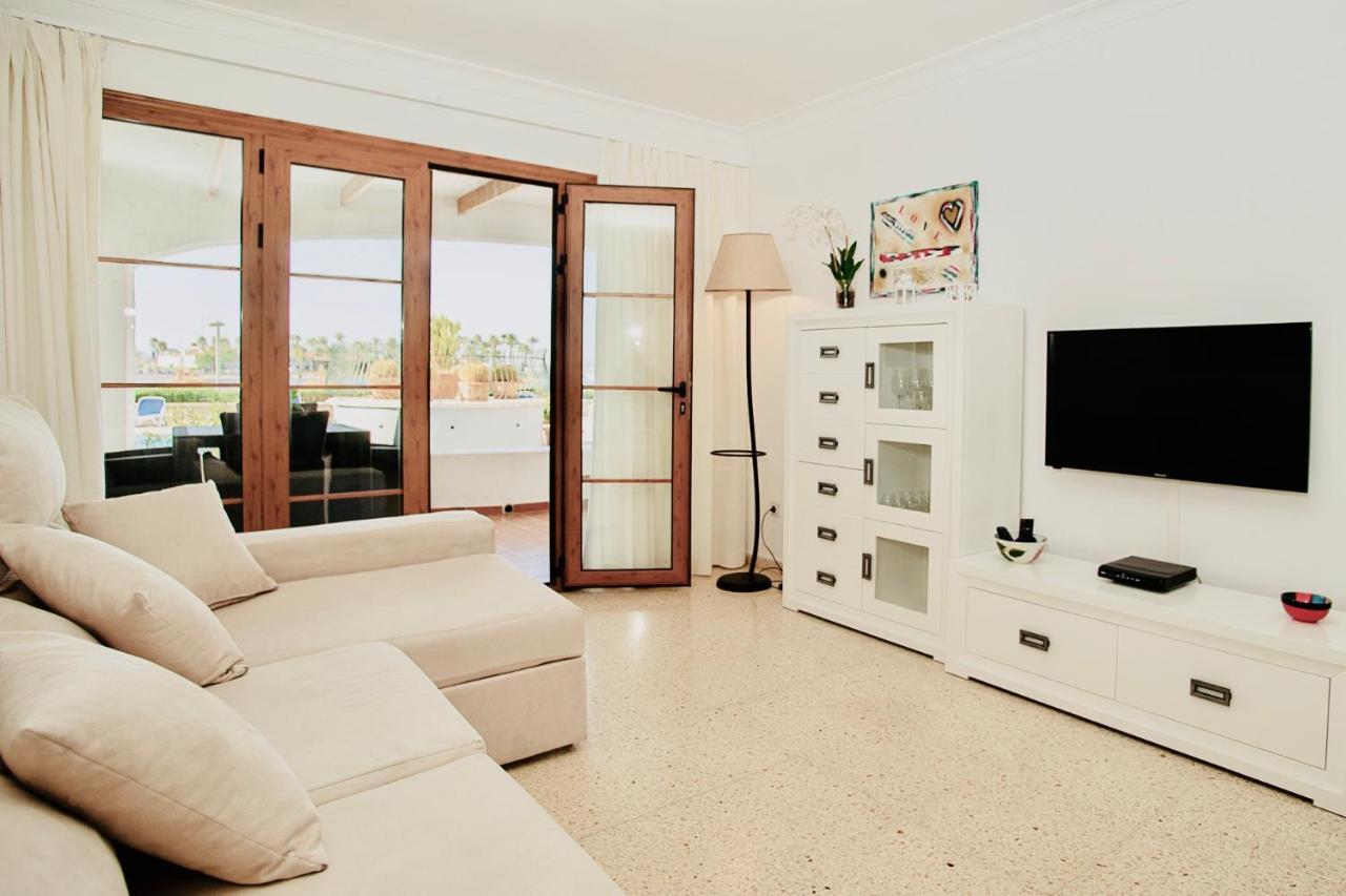 Miro 97 Beachfront Apartment Alcúdia